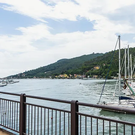 Daire & 5 Terre Cozy Flat