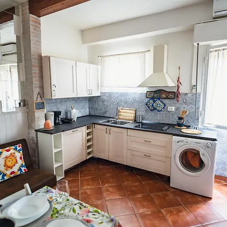 & 5 Terre Cozy Flat Lägenhet Ameglia