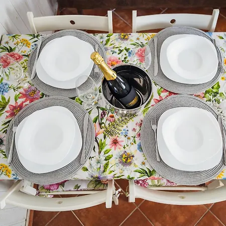 & 5 Terre Cozy Flat Lägenhet Ameglia