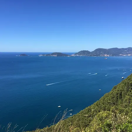 & 5 Terre Cozy Flat *