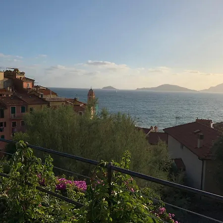 & 5 Terre Cozy Flat *