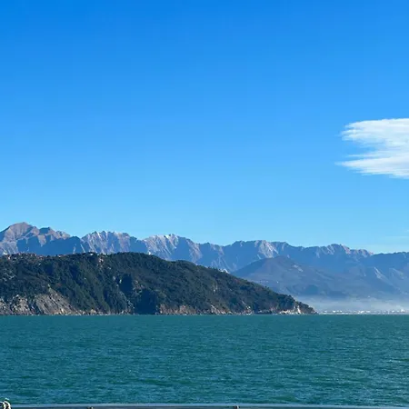 & 5 Terre Cozy Flat 阿梅利亚