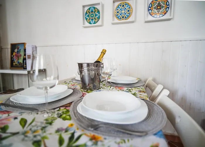 Апартаменты & 5 Terre Cozy Flat Амелия