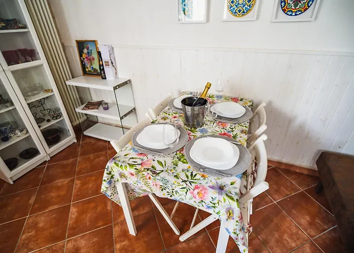 Апартаменты & 5 Terre Cozy Flat