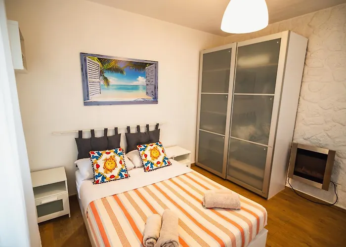 & 5 Terre Cozy Flat Апартаменты Амелия